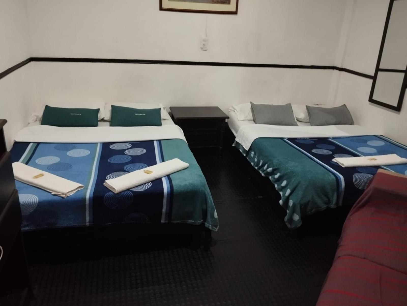 Hotel Colonial Armenia Ro Εξωτερικό φωτογραφία