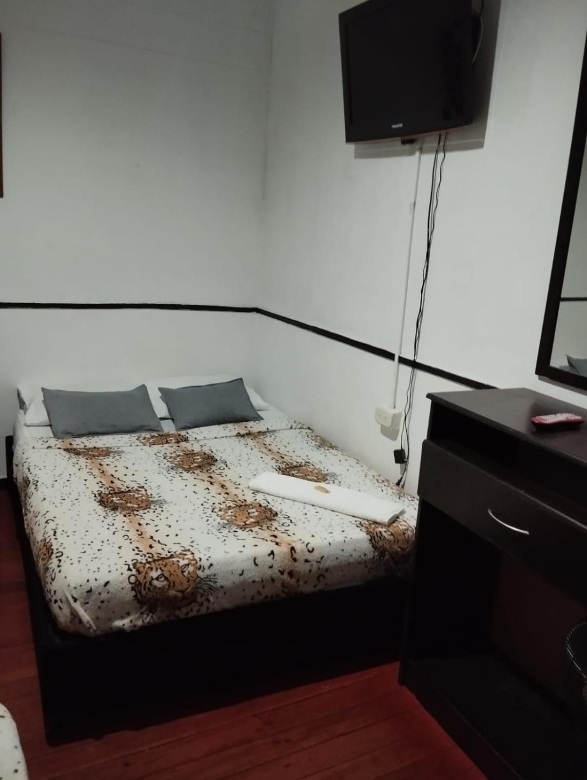 Hotel Colonial Armenia Ro Εξωτερικό φωτογραφία