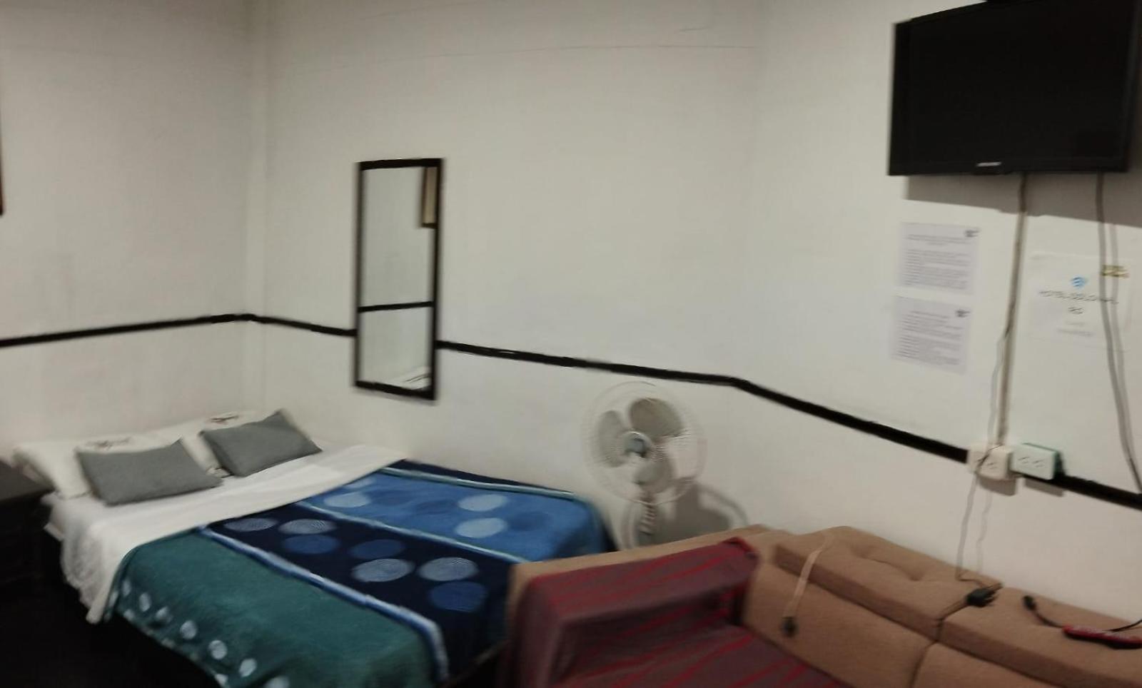 Hotel Colonial Armenia Ro Εξωτερικό φωτογραφία
